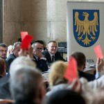 Zarząd województwa z absolutorium. Większość wydatków z budżetu na DTŚ i kolej