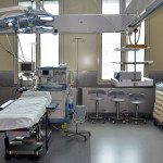 Ciężki weekend dla szpitala. Pacjenci są wypisywani do domów, odwołuje się zabiegi