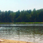 Kąpielisko na 3 Stawach zamknięte. Wykryto bakterię plaża w Dolinie Trzech Stawów