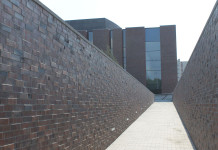 Samochód Marka został zepchnięty na bariery energochłonne. Mężczyzna stracił nogę ale ma szansę na protezę