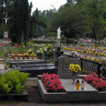 1 listopada akcja „Znicz”. W rejonie cmentarzy będą obowiązywać zmiany w organizacji ruchu drogowego