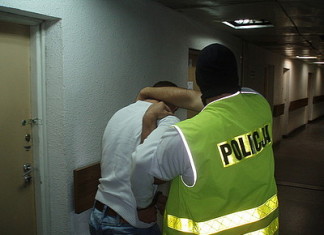 Sprzedaż detaliczna zgubiła dealera narkotykowego. Wpadł przez 1 gram metaamfetaminy i 1 tabletkę ekstazy