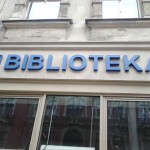 W czwartek bibliotekarze będą rozdawać książki i róże