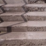 Do połowy wyremontowane schody? To możliwe. Zobacz zdjęcia z osiedla Borki w Katowicach, o którym mało kto pamięta