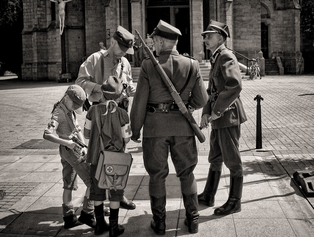 Dzisiaj w Katowicach przed pomnikiem Katyńskim zgromadzenie. Uczczą pamięć ofiar