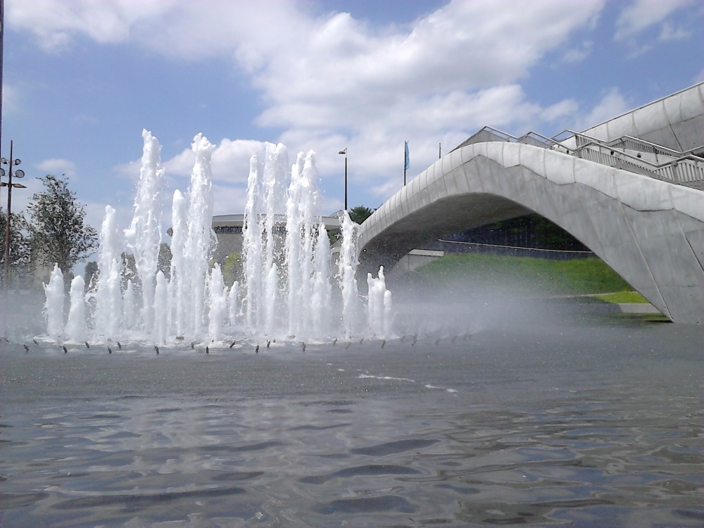 fontanna katowice woda