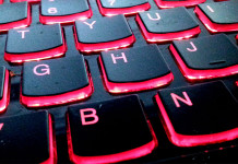 W Katowicach będą uczyć jak posługiwać się smartfonami i laptopami. Nie tylko seniorów