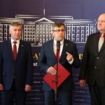 Wojewoda podsumował program Rodzina 500 Plus w regionie. Większość wniosków złożona, samorządy przygotowane