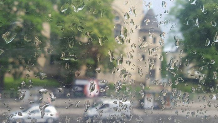 deszczkatowice2_zara