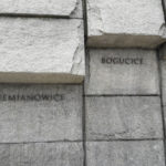 Miasto Katowice odtworzyło napisy na pomniku Powstańców Śląskich