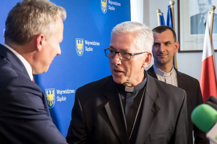 skworcsaluga_urzadmarszalkowski