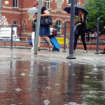 Burze, grad i silny wiatr w Katowicach. Synoptycy ostrzegają