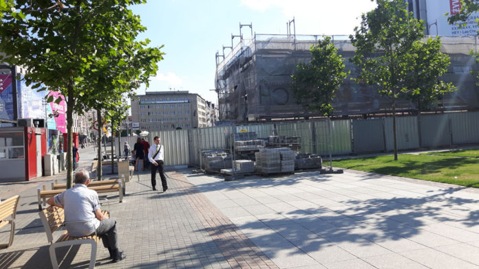 szalettoaletyrynekandrea