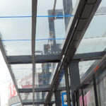 Pechowe wiaty na Rynku. Daszki za 430 tys. złotych nie pomogą? (wideo)