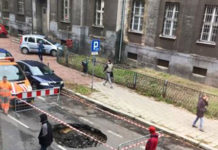 Ogromna dziura na ulicy Kilińskiego w Katowicach. Utrudnienia w ruchu