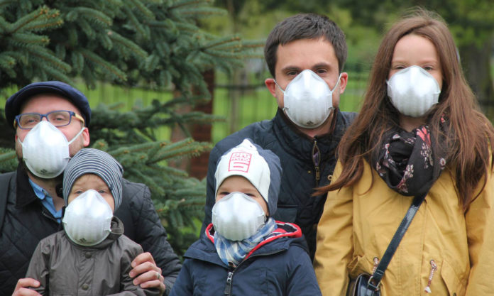 katowicemaskismogpowietrze_patrykbialas