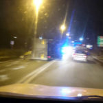 Ciężarówka przewróciła się na samochód osobowy w Katowicach