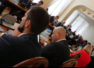 Katowiccy radni chcą zmian w KZK GOP. Domagają się darmowych przejazdów dla dzieci i młodzieży