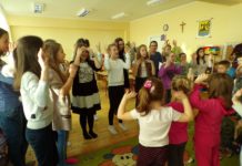 W Katowicach coraz większy zapał coraz młodszych wolontariuszy. Poznają umiejętności, których szkoła nie uczy