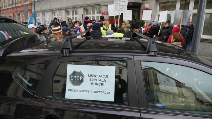 protestprzedumkatowice_szpitalmurcki7