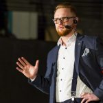 „Zamiast grać, mógłbym ćpać” mówi Krzysztof Piersa autor książki „Komputerowy Ćpun”/ + English version Krzysztof Piersa, fot. Dawid Szendera