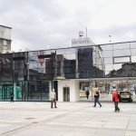 Umowa z najemcą pomieszczeń w pawilonie na Rynku jeszcze niepodpisana. Obok szaletu m.in. letnie kino i pokazy mody