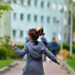 Radny dopytuje miasto o transport dzieci do szkół w erze COVID-19. Co z przygotowaniem katowickich placówek na powrót dzieci?