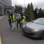 Zarzut m.in. usiłowania zabójstwa za atak rozbitą butelką na dwie młode kobiety w Katowicach