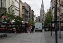 Po niebezpiecznych weekendach w Katowicach radni chcą więcej patroli w mieście