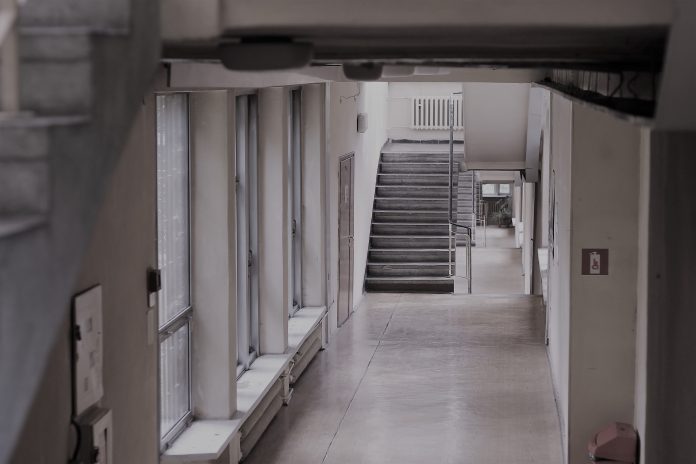 Wnętrze Wydziału Radia i TV Uniwersytetu Śląskiego w Katowicach/ fot. Justyna Koziarz