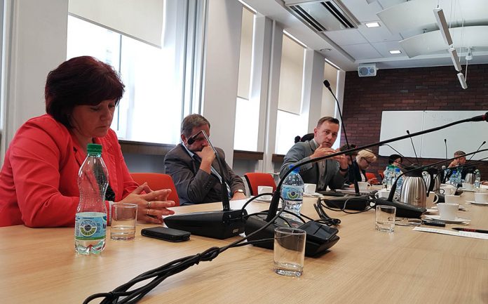 komisjapolitykispolecznej2_art