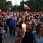 Trwa manifestacja pod Sądem Okręgowym w Katowicach. Boją się dyktatury
