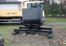 Trwa rewitalizacja skwerku w Dąbrówce Małej. Chcieli tego mieszkańcy