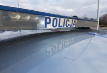 Nie odbierali telefonów, poczta zalegała. W mieszkaniu odnaleziono zwłoki dwóch osób