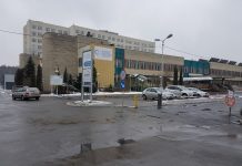 Problemy z telefonami do Górnośląskiego Centrum Zdrowia Dziecka. Można wisieć na słuchawce nawet kilka godzin. System sam rozłączy