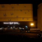 Pochwalili się neonem, a mieszkańcy kpili. „Wszystkie te zabiegi przypominają perfumowanie trupa”