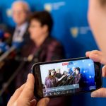 Urząd Marszałkowski nie wyklucza pójścia do sądu z NFZ. Ma 7,5 mln powodów