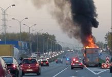 Tir płonie na al. Roździeńskiego w Katowicach