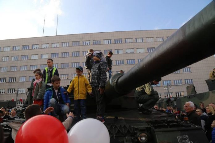 swietoniepodleglosci_witoldtrolka (3)