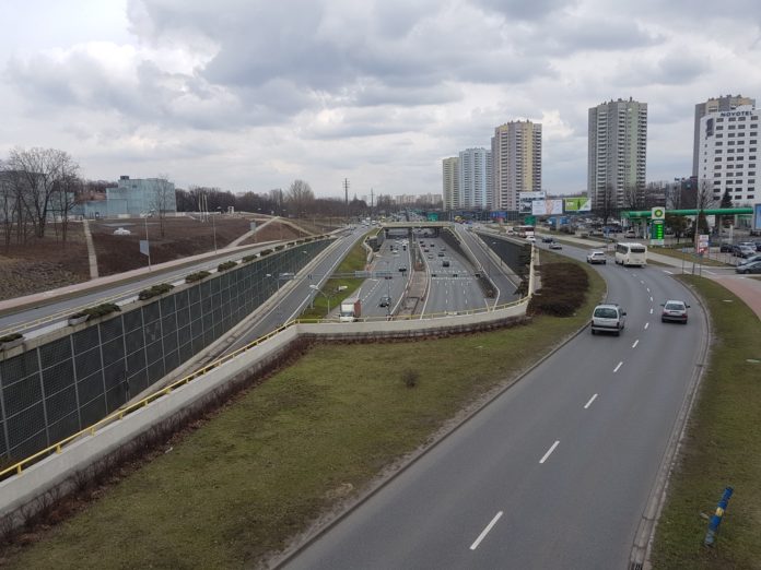 Panorama Katowic, DTŚ, samochody