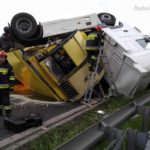 Wypadek, który zablokował DK1 to przestroga dla kierowców (zdjęcia)