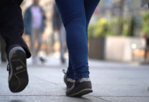 Mieszkańcy Katowic obawiają się wypuszczonego na wolność pedofila. Policja uspokaja