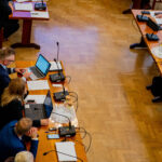 Sesja Rady Miasta Katowice jednak się odbędzie. Radni mają nosić maseczki ochronne