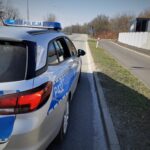 Kompletnie pijana leżała przy DK81. Przy nie stał jej 6-letni syn