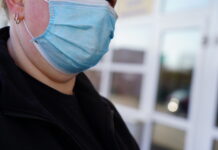 Od soboty nowe ograniczenia. Rząd ogłosił szczegóły – m.in. dzieci w klasach 1-3 wracają do nauki zdalnej