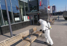 660 przystanków w Katowicach codziennie dezynfekuje miasto. Do tego m.in. chodniki, ławki i kosze na śmieci