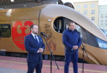 W pociągach zapłacimy kartą i blikiem. Będą inwestycje, ale ceny biletów pozostają bez zmian