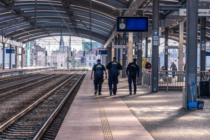 dworzec pociagi kolej (15)