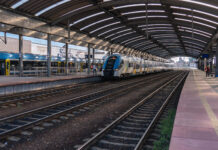 Utrudnienia na Kolei. Podczas prac uszkodzono wodociąg w Katowicach. Zmiany w rozkładzie jazdy