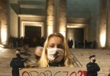 Rząd nie wywiązuje się z obietnic względem kobiet? W Katowicach będą zbierać podpisy pod listem do Donalda Tuska. Wyślą też pocztówki wicepremierowi z PSL